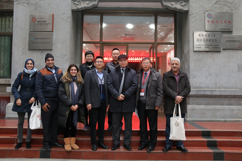 交流合作二:摩洛哥哈桑二世大学校长及孔子学院院长来耽美小说
访问 (2).JPG